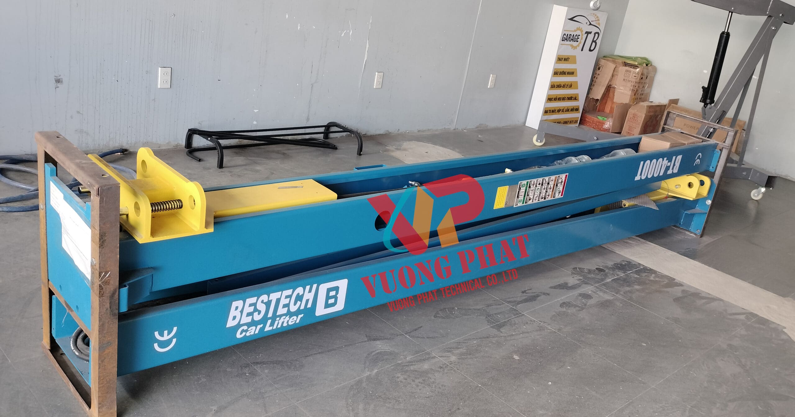 cầu nâng ô tô 2 trụ Bestech BT-4000T