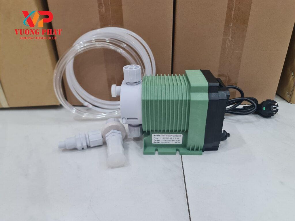 Bơm định lượng Titan CP50001