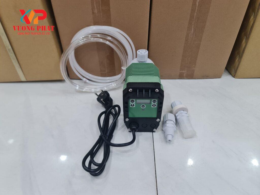 Bơm định lượng Titan VP15002
