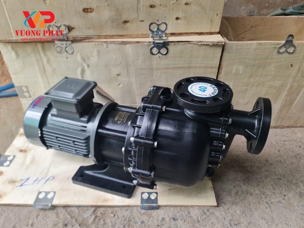 Bơm ly tâm hóa chất dầu nhựa Teco