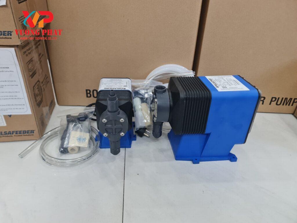 Bơm định lượng Pulsafeeder LBX4SB-VTC3-XXX