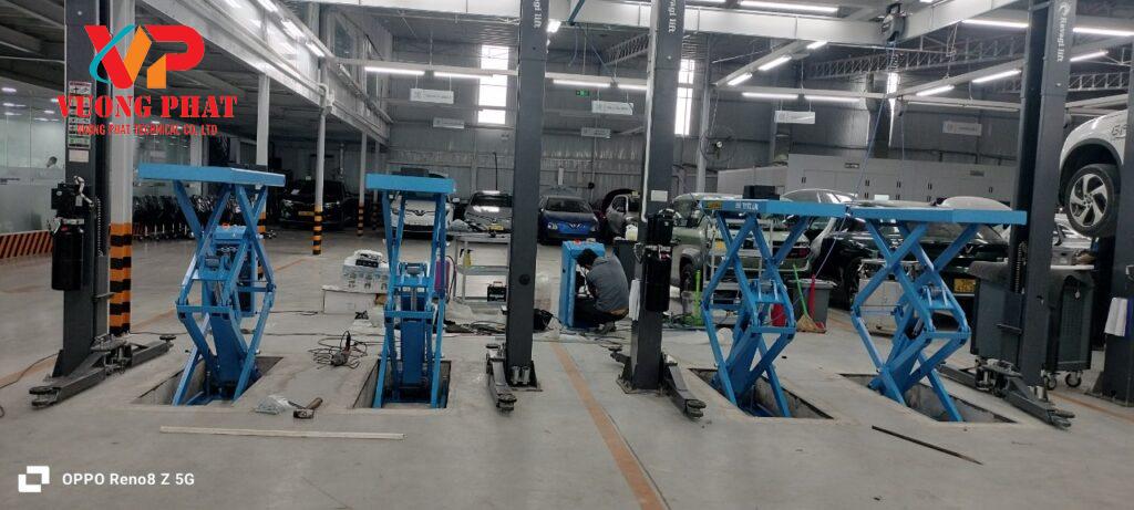 Cầu nâng cắt kéo âm nền VP 3,5 tấn