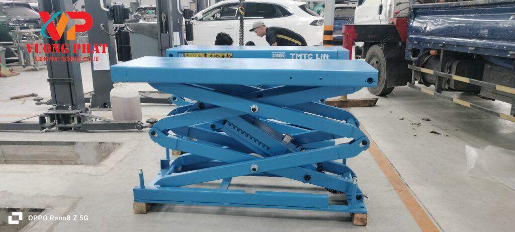 Cầu nâng cắt kéo âm nền VP 3,5 tấn