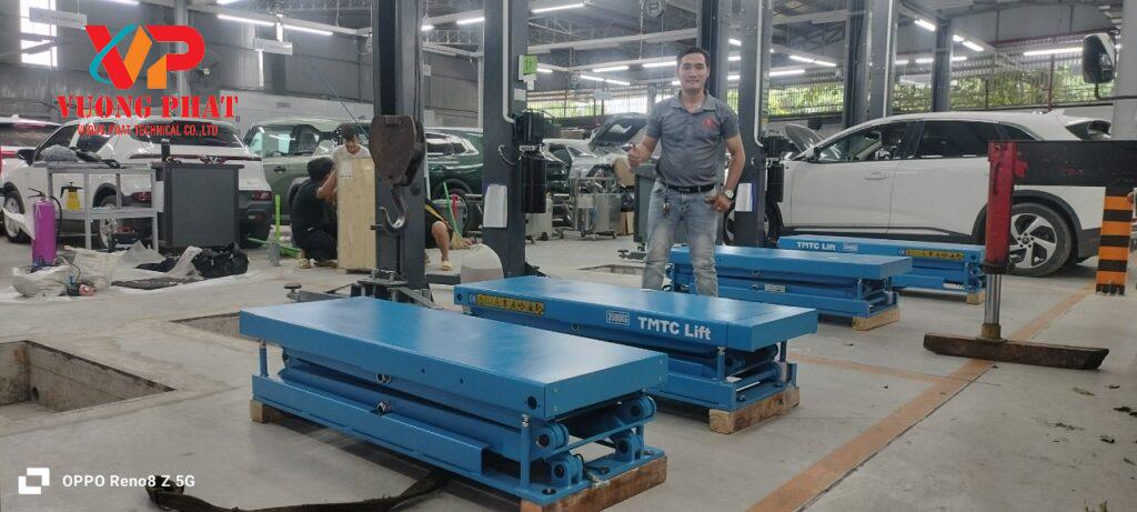 Cầu nâng cắt kéo âm nền VP 3,5 tấn